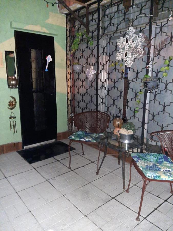 Nirvana Hermosa Habitacion Independiente Guatemala City Eksteriør bilde