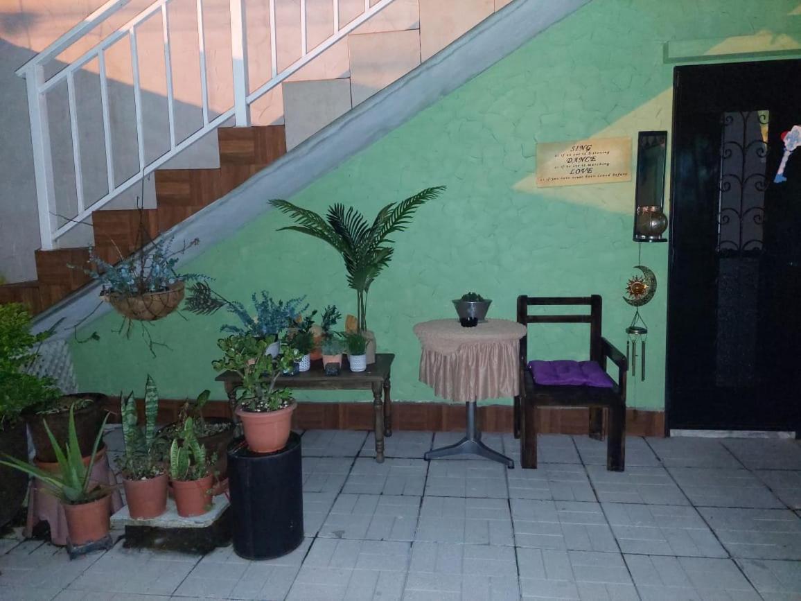 Nirvana Hermosa Habitacion Independiente Guatemala City Eksteriør bilde